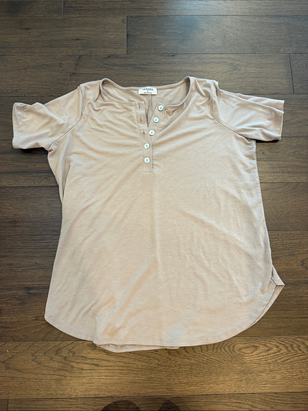 Zenana Outfitters Short-Sleeve Henley in Light Taupe Size Large - C45-079